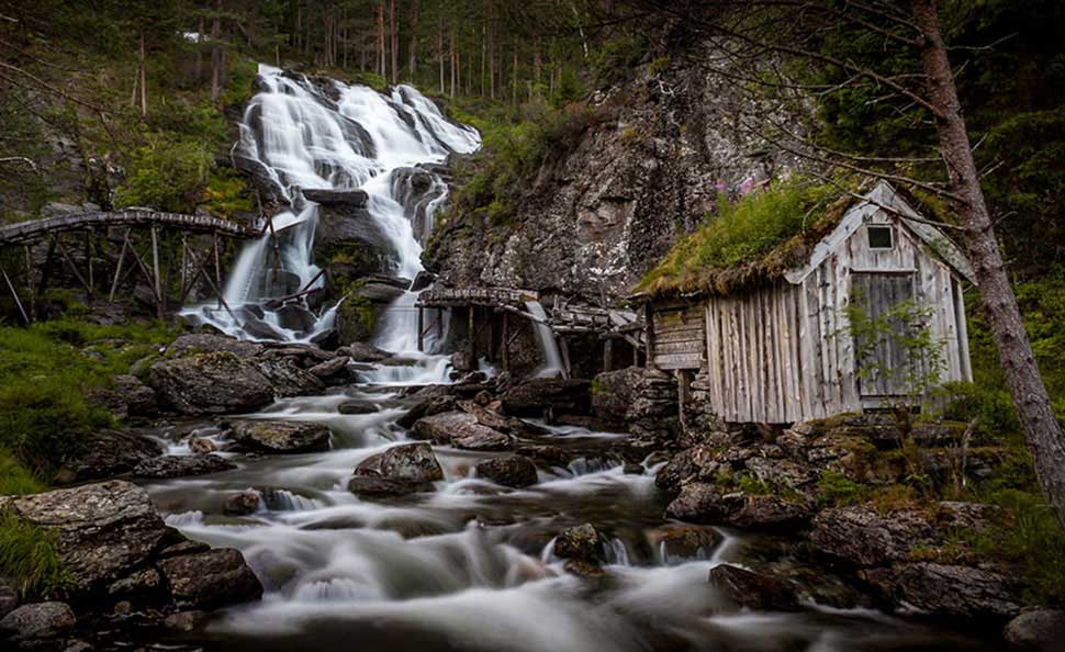 Водопад Кведнафоссен, Норвегия.