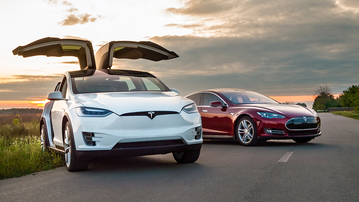 Купить электромобиль Tesla теперь можно онлайн