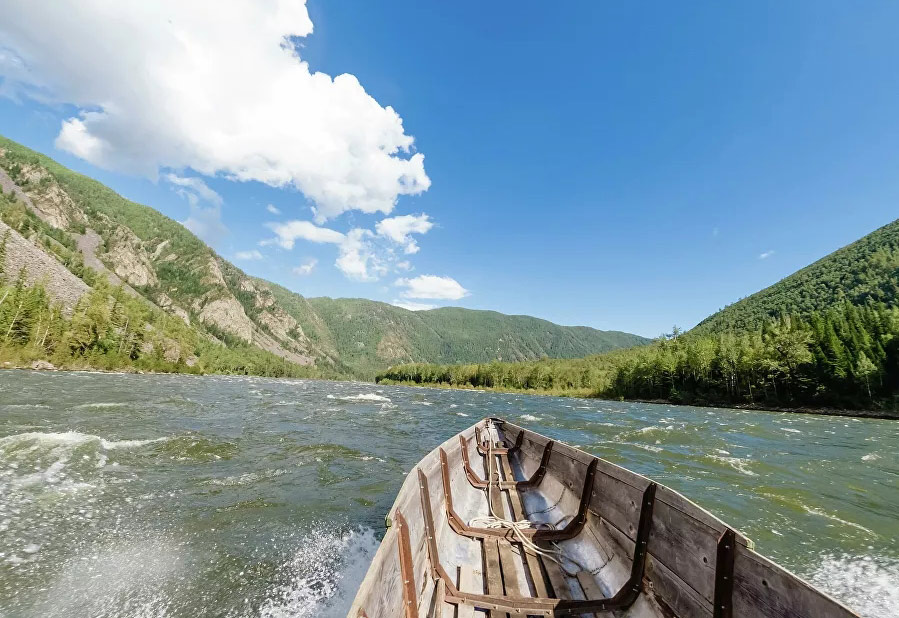 Путешествие на лодке по одной из самых красивых рек Сибири Малому Енисею (река Каа-Хем)