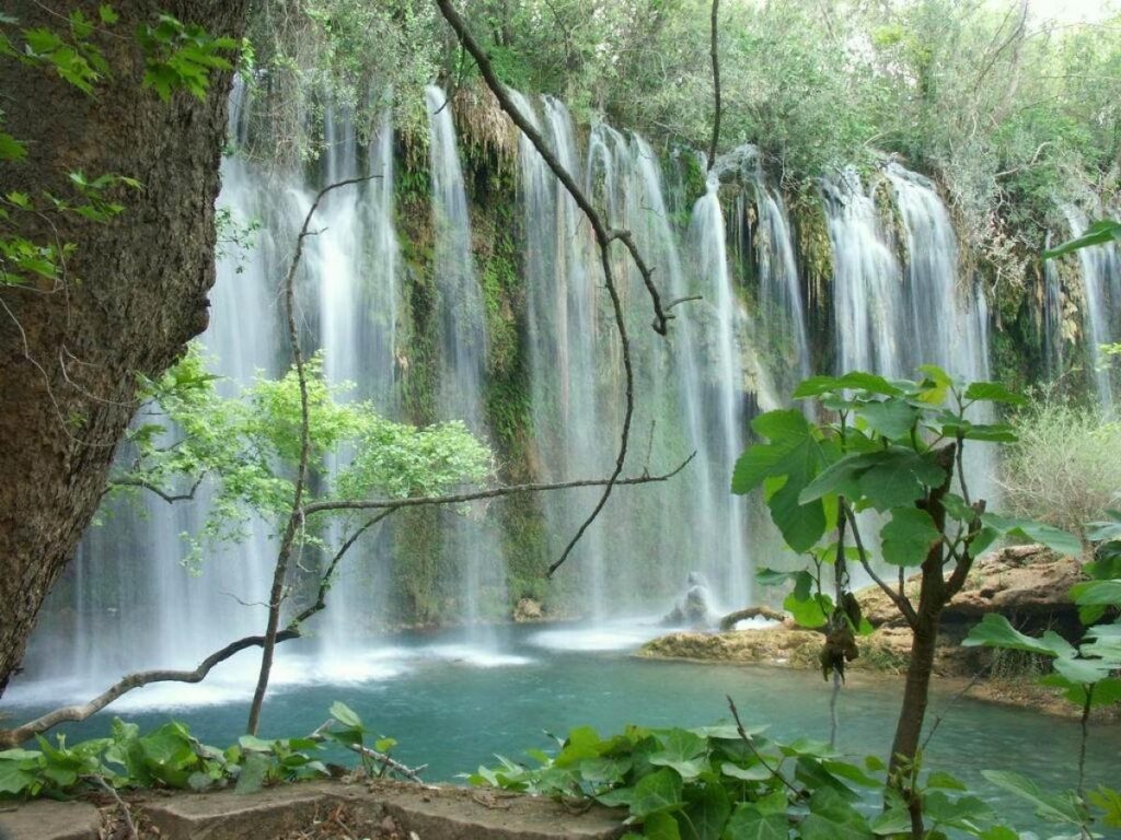 Водопад Куршунлу Турция