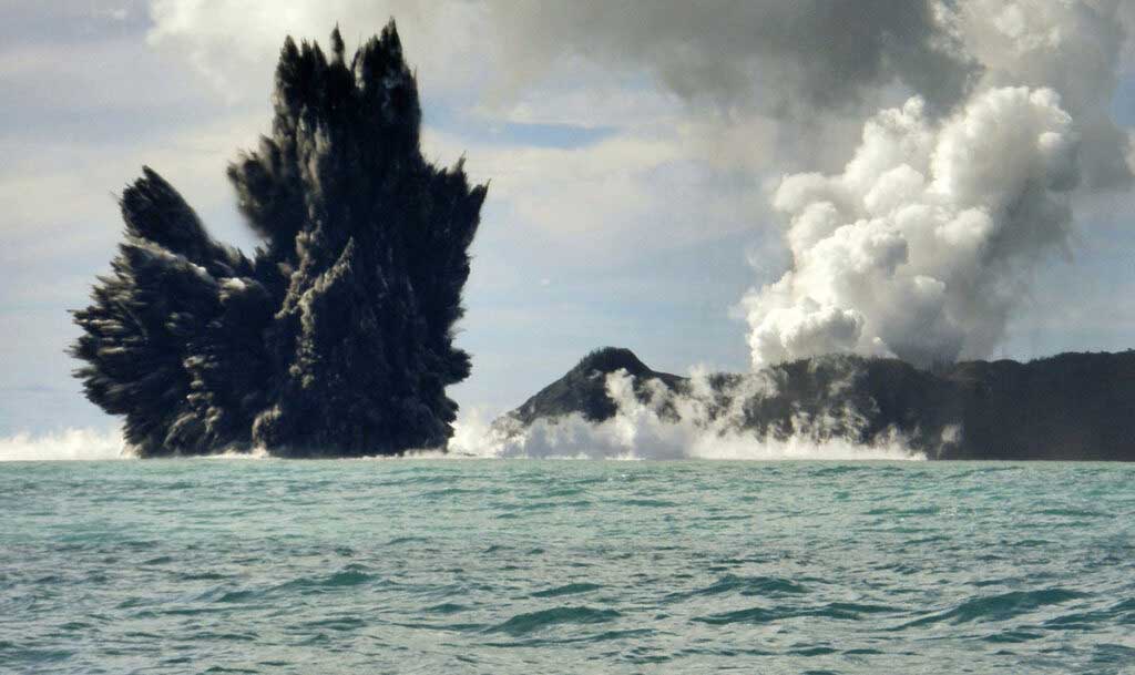 Крупнейшие подводные вулканы - невероятная мощь, скрытая на дне океанов