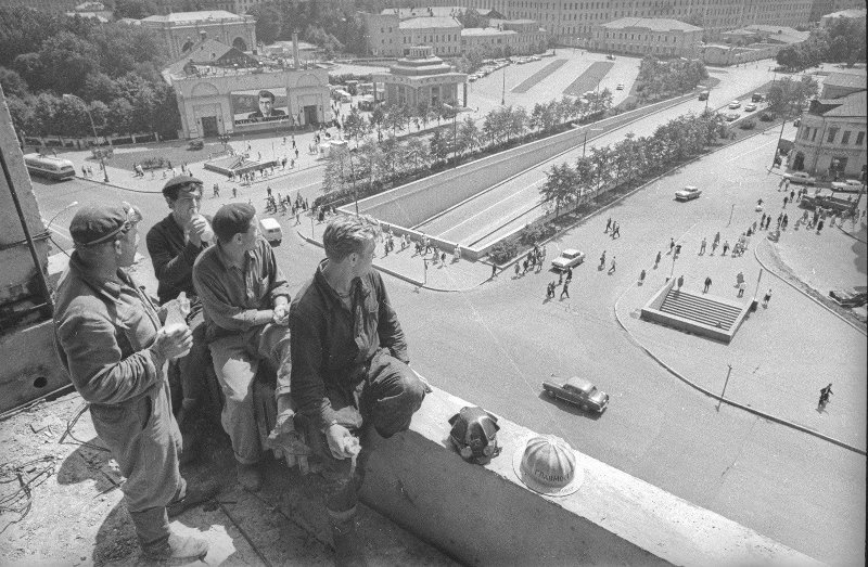 Строители Нового Арбата. Москва. Дата съемки: 1960-1963 годы