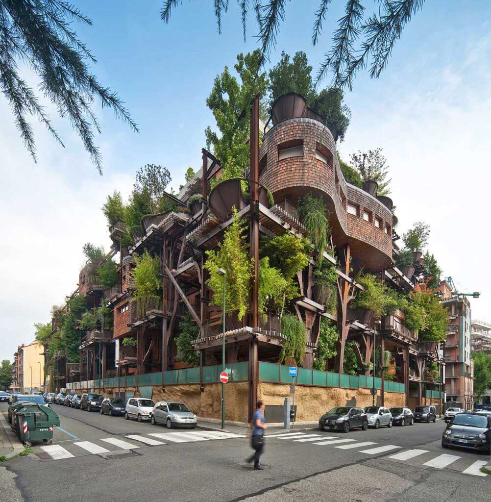 Жилой дом в Турине вмещает 150 деревьев