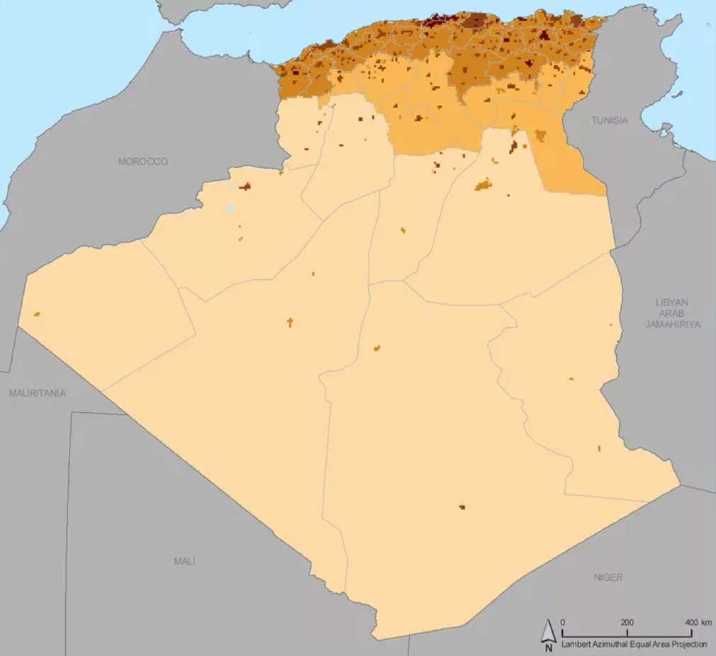 Население Алжира – 34 млн жителей