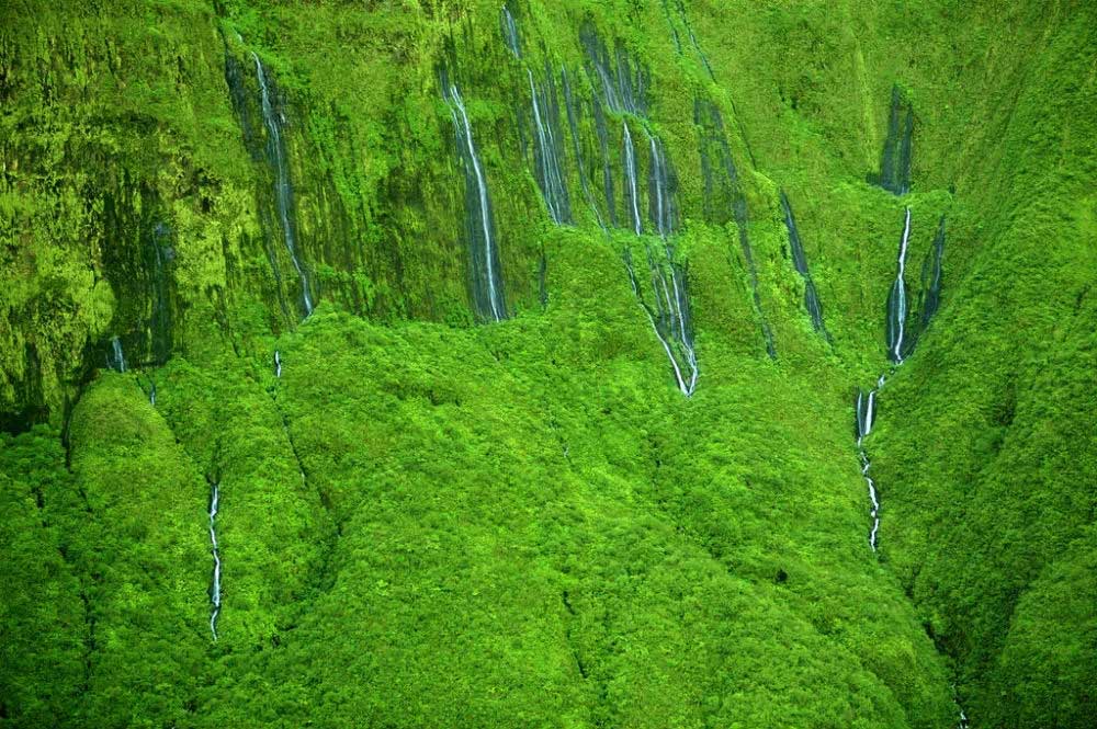 Кукуи, Гавайи - место с самым продолжительным дождем в мире.
