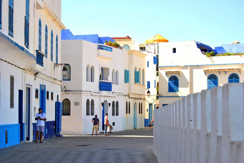 Город Асила (Марокко) - белый и чистый, город богатый историей и традициями