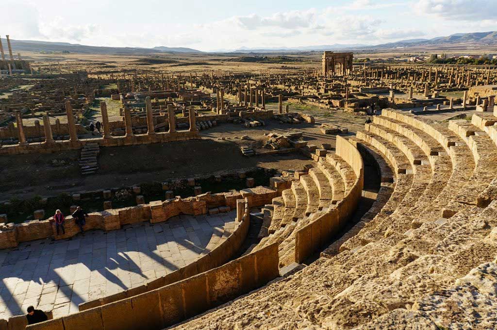 Амфитеатр в Древнем городе Тимгад, Африка