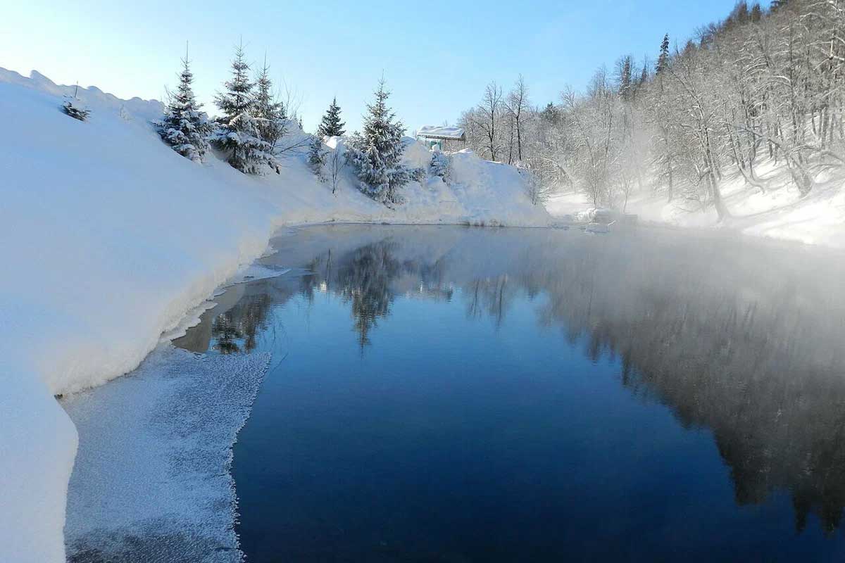 Незамерзающее озеро-источник Сарва, Башкортостан