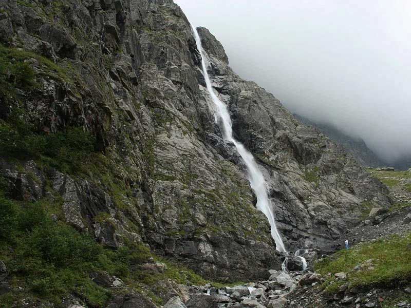 Водопад Зейгалан в Северной Осетии