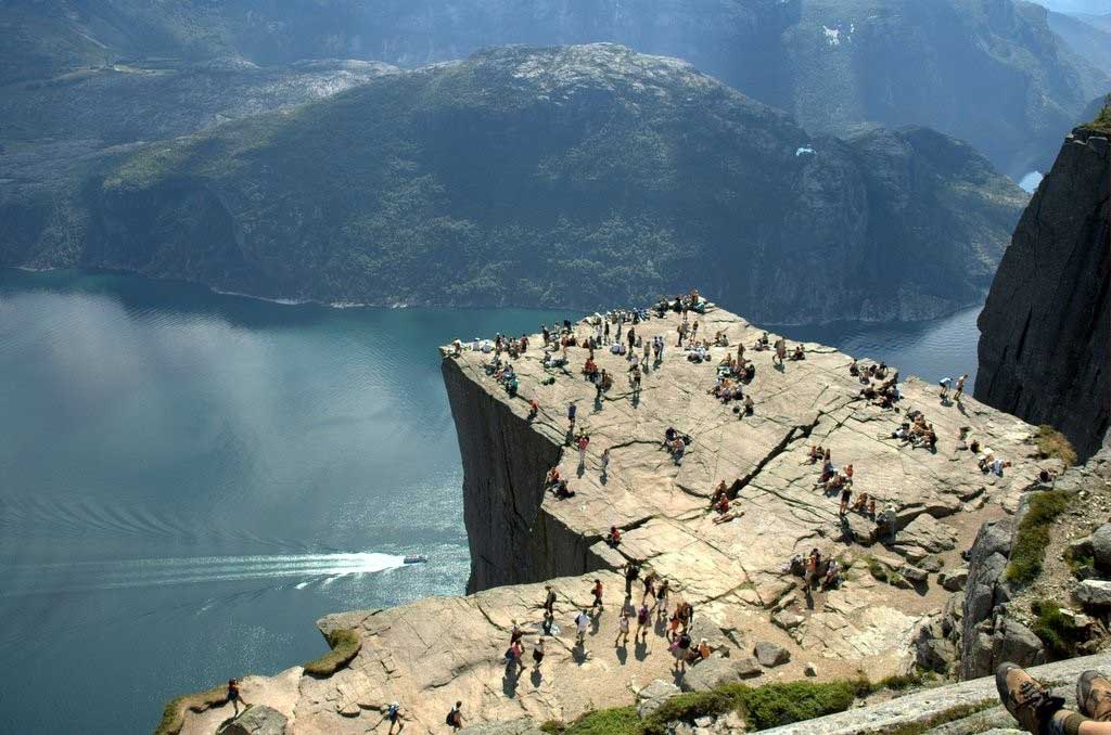 Квадратная достопримечательность Норвегии