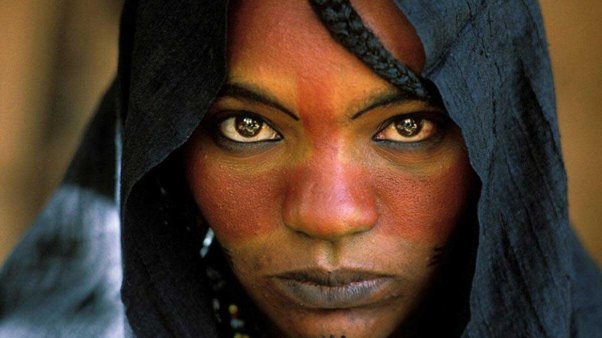 Женщины в племени туарегов - С таким воинственным взглядом никакие враги не страшны