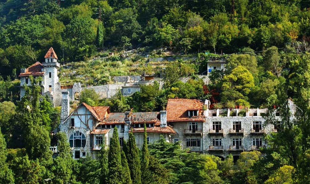 Замок принца Ольденбургского (г. Гагра), Абхазия